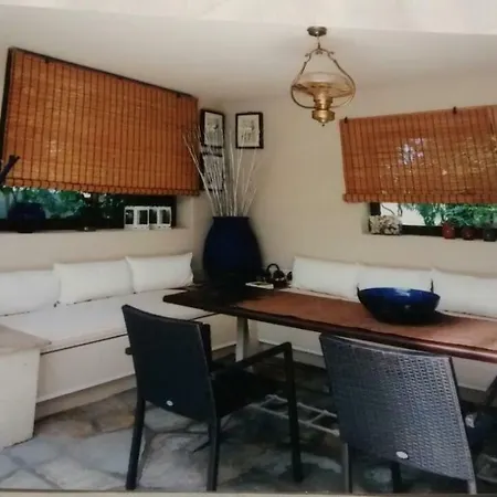 Casa vacanze Villa-irini *